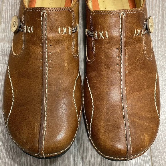 Clarks Unstructured Un.Loop Slip On Brown Leather Comfort Shoe 9.5N - Picture 7 of 16